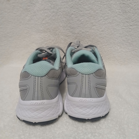 Women's Saucony Gray and Teal Cohesion 13 Athletic Shoes - Picture 6 of 7